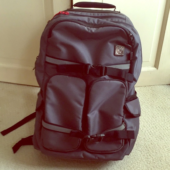 lululemon wet coast backpack